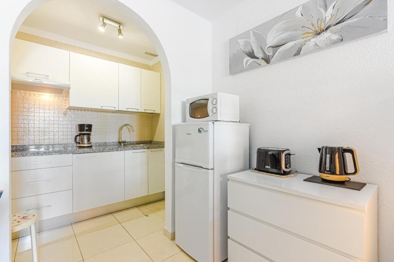 Fantastic Large Studio In Front Of Beach Heated Pool Wifi Arona  Buitenkant foto