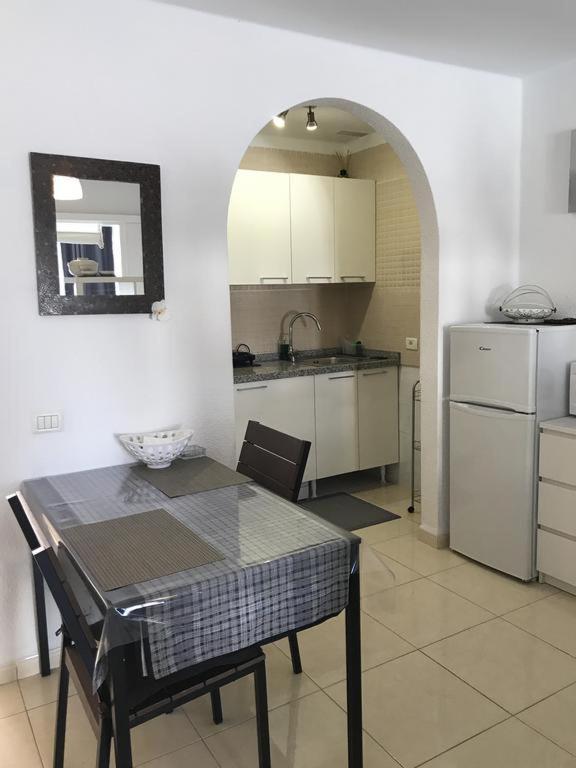 Fantastic Large Studio In Front Of Beach Heated Pool Wifi Arona  Kamer foto